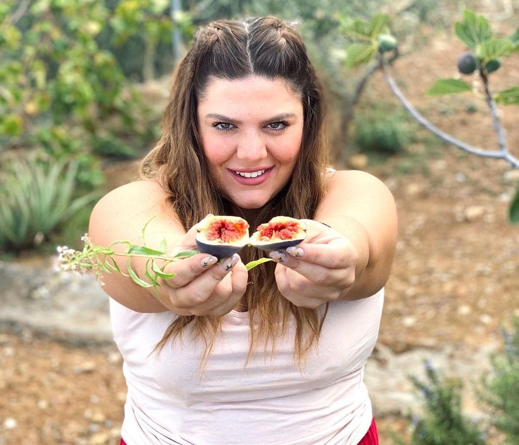 Δεν τελείωσε το καλοκαίρι για την Δανάη Μπάρκα: Η επιστροφή στην ύπαιθρο και το αισιόδοξο μήνυμα