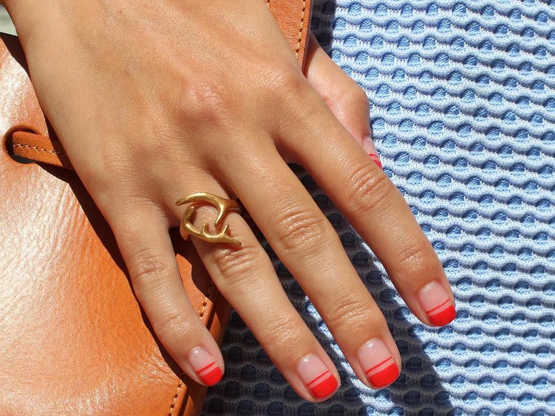#CoralNails: 10 κοραλλί μανικιούρ για να βάλεις (πολύ) χρώμα στα νύχια σου