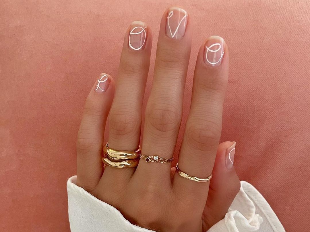 Wedding nails: 10 super chic μανικιούρ για νύφες