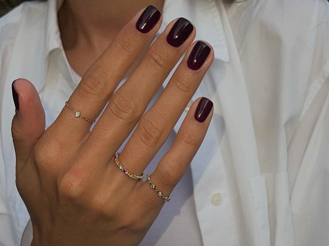 Patent nails: Η πιο glam υφή γίνεται φθινοπωρινή τάση στα νύχια
