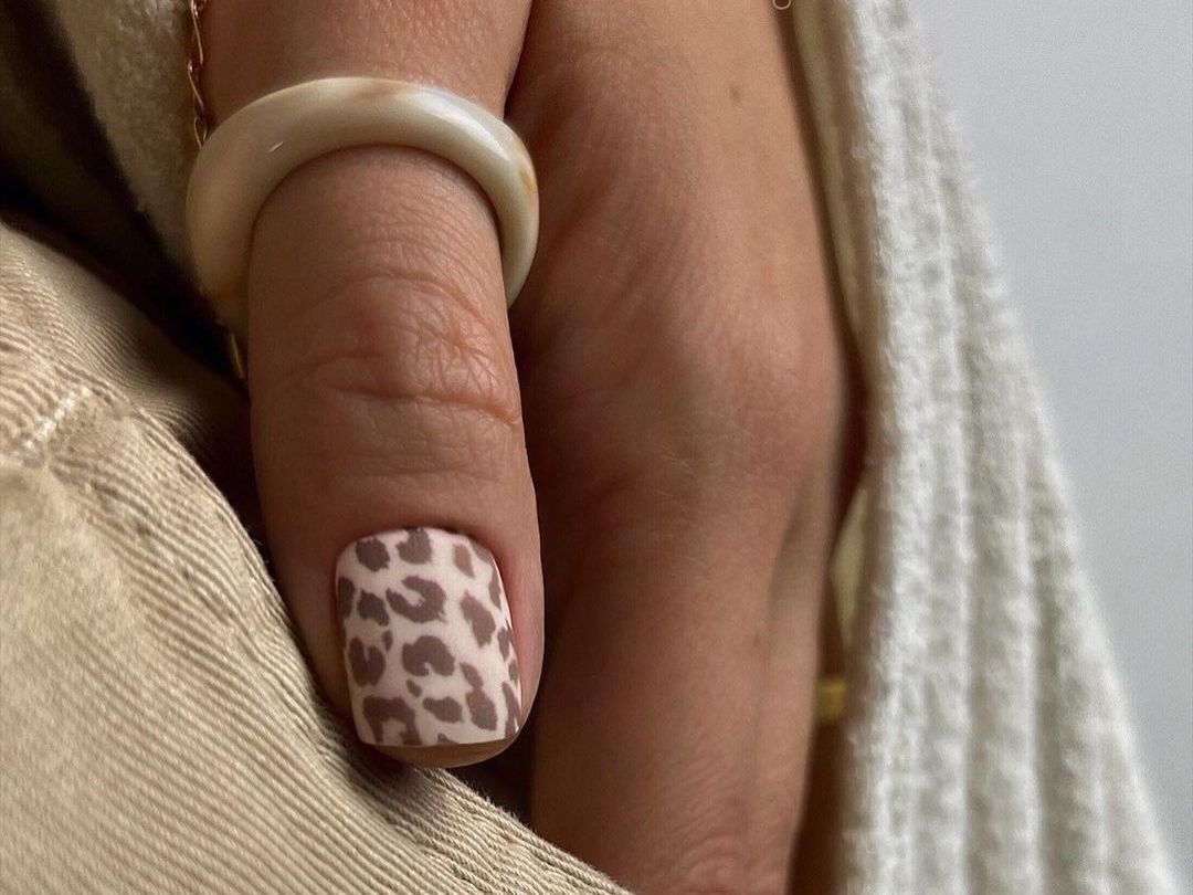 #AnimalPrintNails: Έχουμε 10 nail art που είναι oh so chic και ιδανικά για το ΣΚ