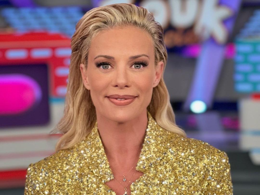 Live your glam: 2 χτενίσματα της Ζέτας Μακρυπούλια ιδανικά για party looks