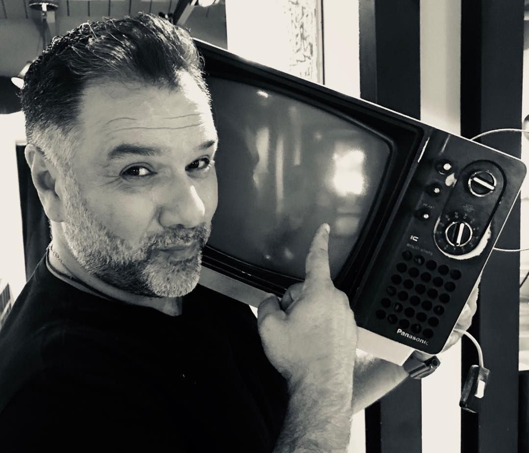Live Tonight vs Βινύλιο: Η κόντρα Αρναούτογλου-Κανάκη συνεχίζεται κι αυτά τα 10 tweets ήταν «φωτιά»