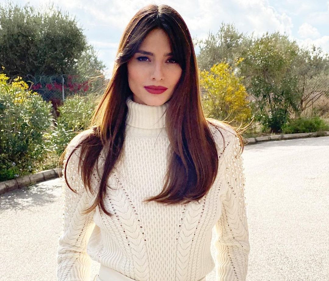 Το mannish look Ηλιάνας Παπαγεωργίου είναι ό,τι πιο chic θα δεις σήμερα