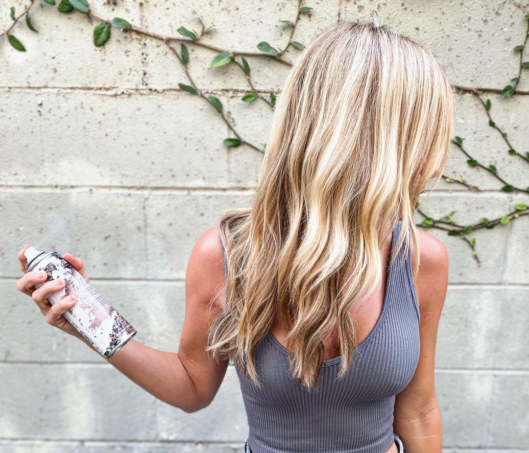 Dry shampoo: 5 λόγοι για να αρχίσεις να το χρησιμοποιείς από σήμερα κιόλας