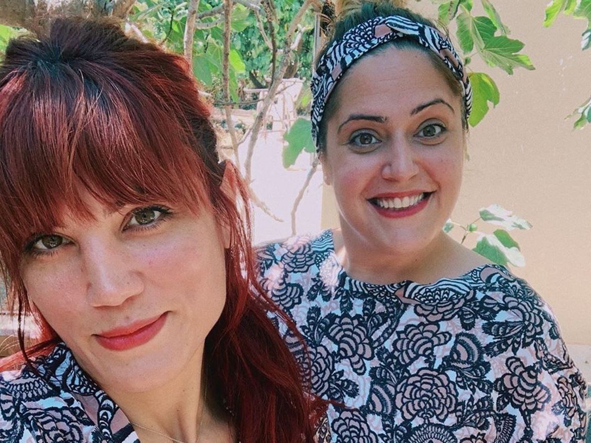Η δίδυμη αδερφή της Μαίρης Συνατσάκη έδωσε την πιο σημαντική υπόσχεση για το μωρό που έρχεται