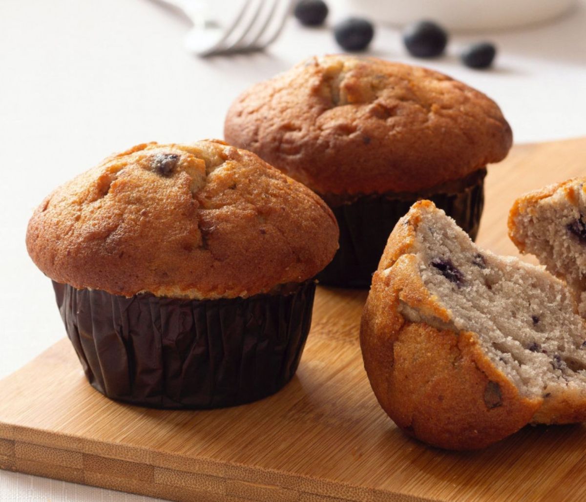 Συνταγές για muffins με λίγες θερμίδες που μπορείτε να πάρετε στο γραφείο