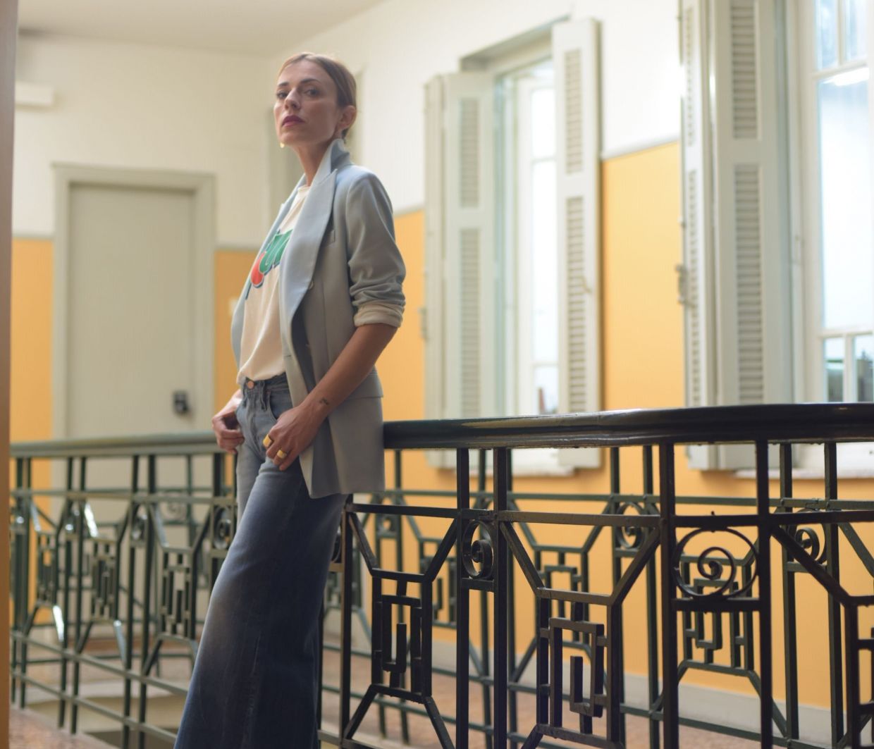 «Μπορώ να καλύψω τις ατέλειές μου χωρίς να φοράω μόνο μαύρα ρούχα;»