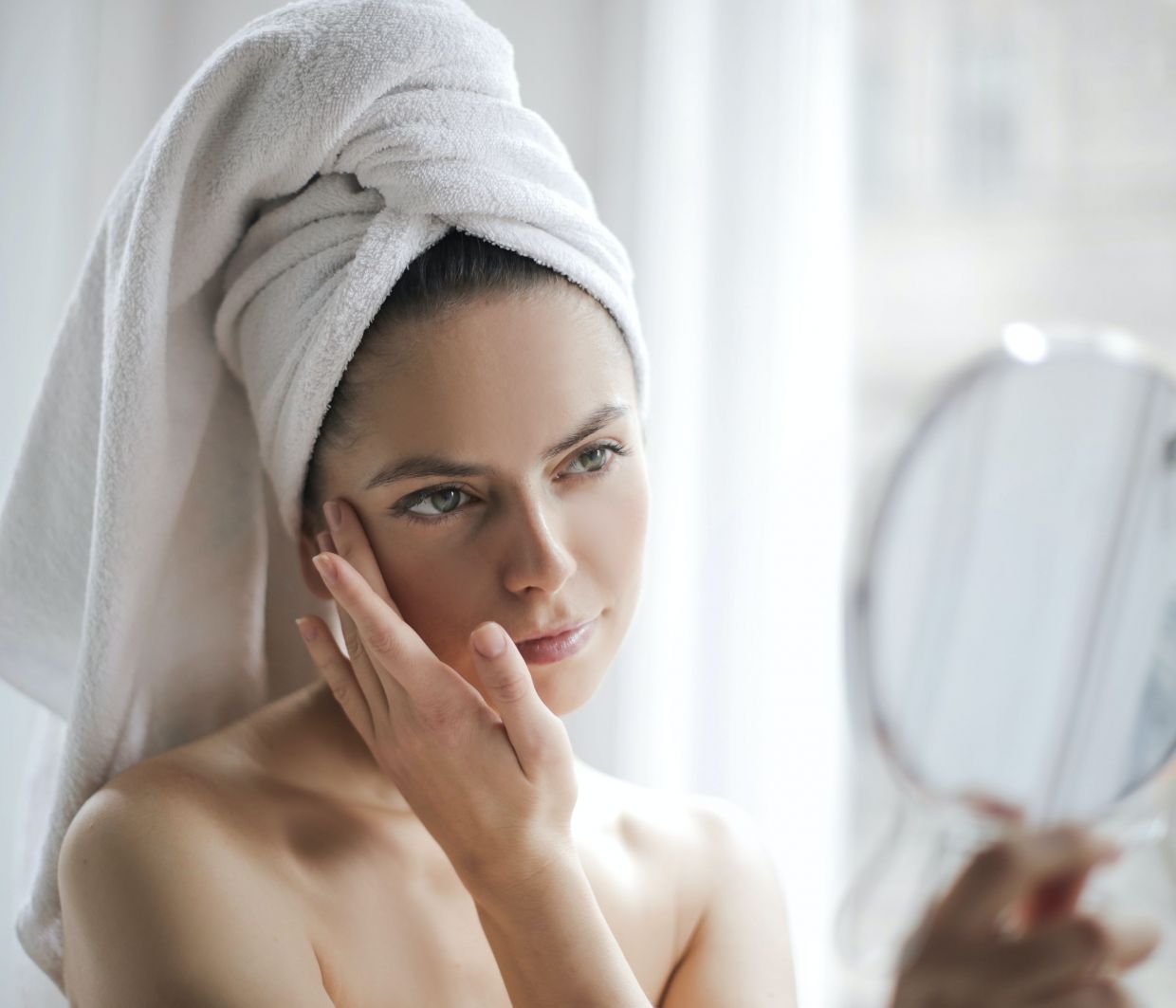 Slugging: Το νέο skincare trend από την Κορέα που υπόσχεται τέλεια επιδερμίδα