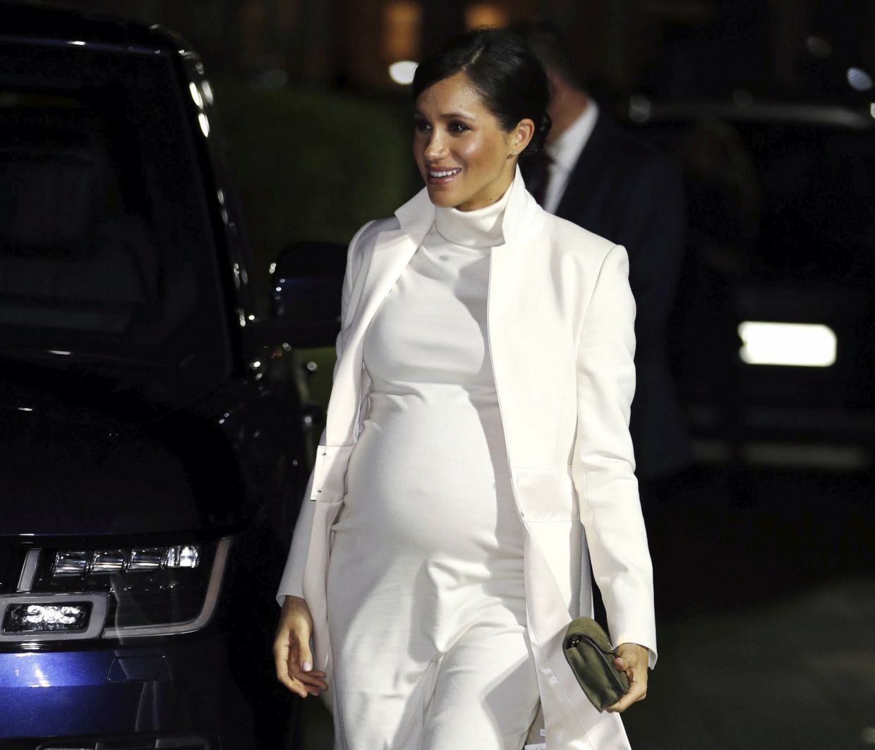 Η Meghan Markle είναι έγκυος ξανά κι εμείς βρήκαμε τα καλύτερα maternity looks της