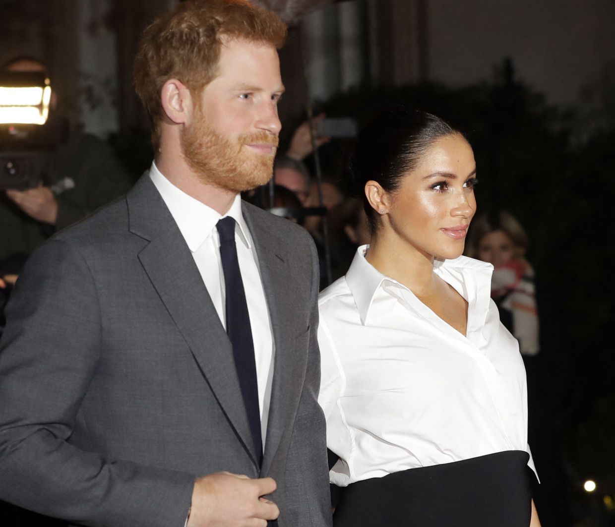 Meghan-Harry: Θα επιστρέψουν τελικά στο παλάτι έπειτα από τον θάνατο του πρίγκιπα Φίλιππου;