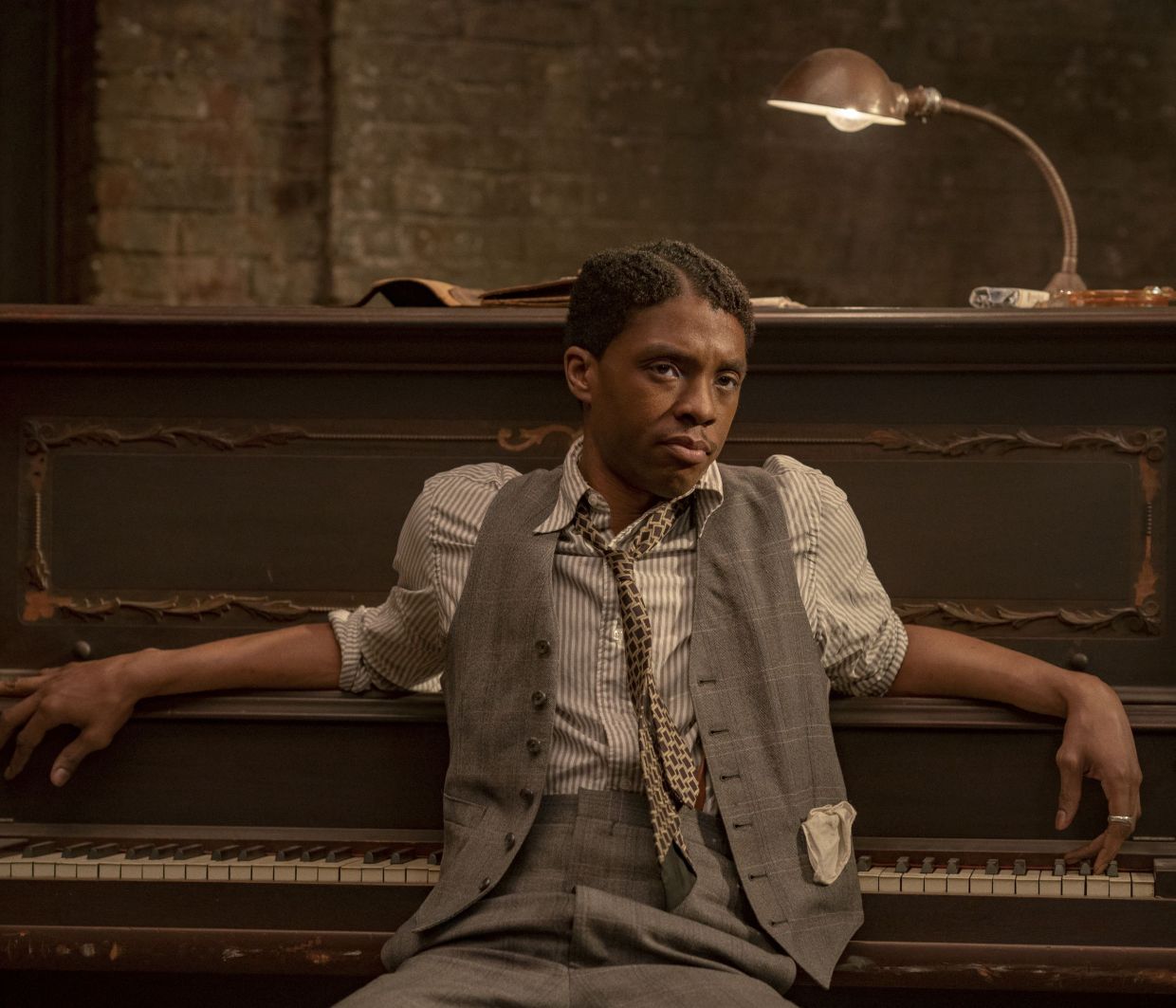 Ο Chadwick Boseman δεν πήρε το Oscar και το Twitter «δίκασε» την Ακαδημία