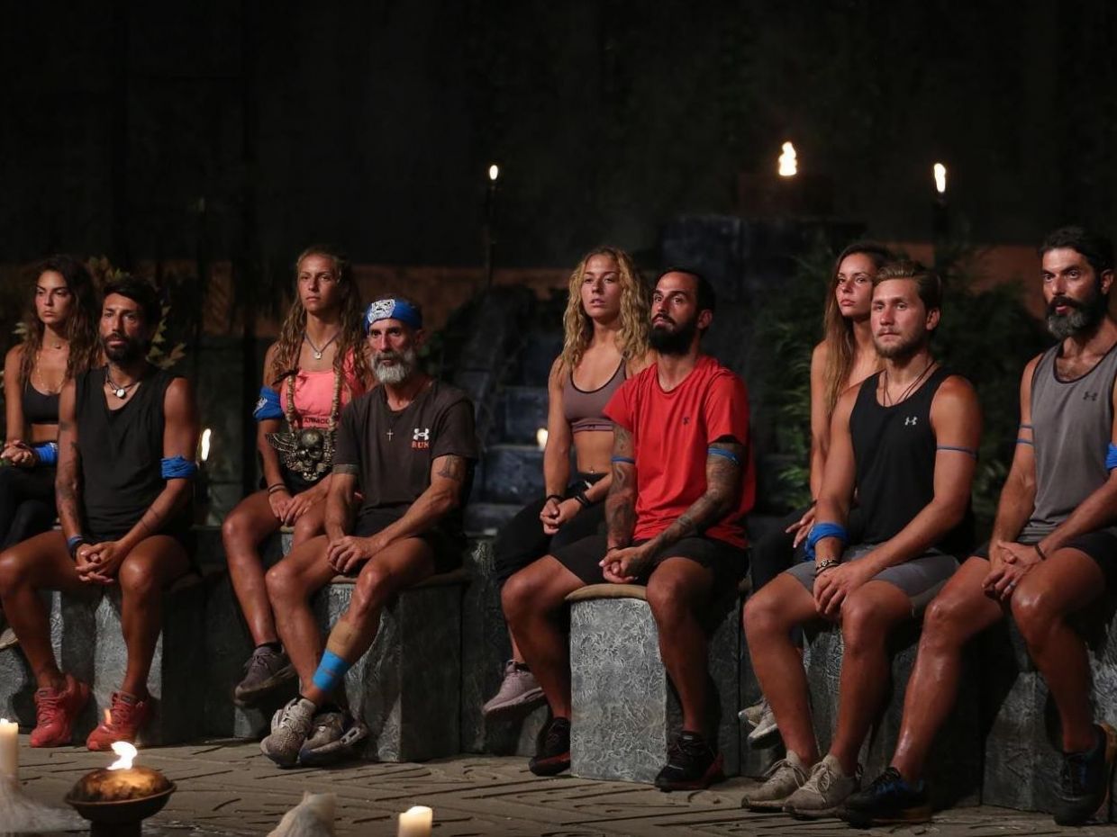 Survivor: Η Στέλλα αποκάλυψε το παιχνίδι της κλίκας και το Twitter την αποθέωσε