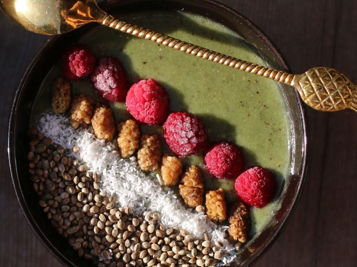 Κάνε smoothies τα λαχανικά και 4 ακόμα τρόποι για να μην τρως μόνο σαλάτες τώρα που κάνεις διατροφή