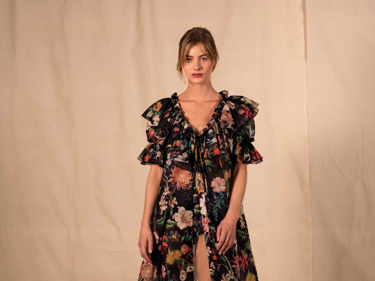 Evi Grintela: Ένα fashion brand που έκανε τη ρομαντική θηλυκότητα ξανά must