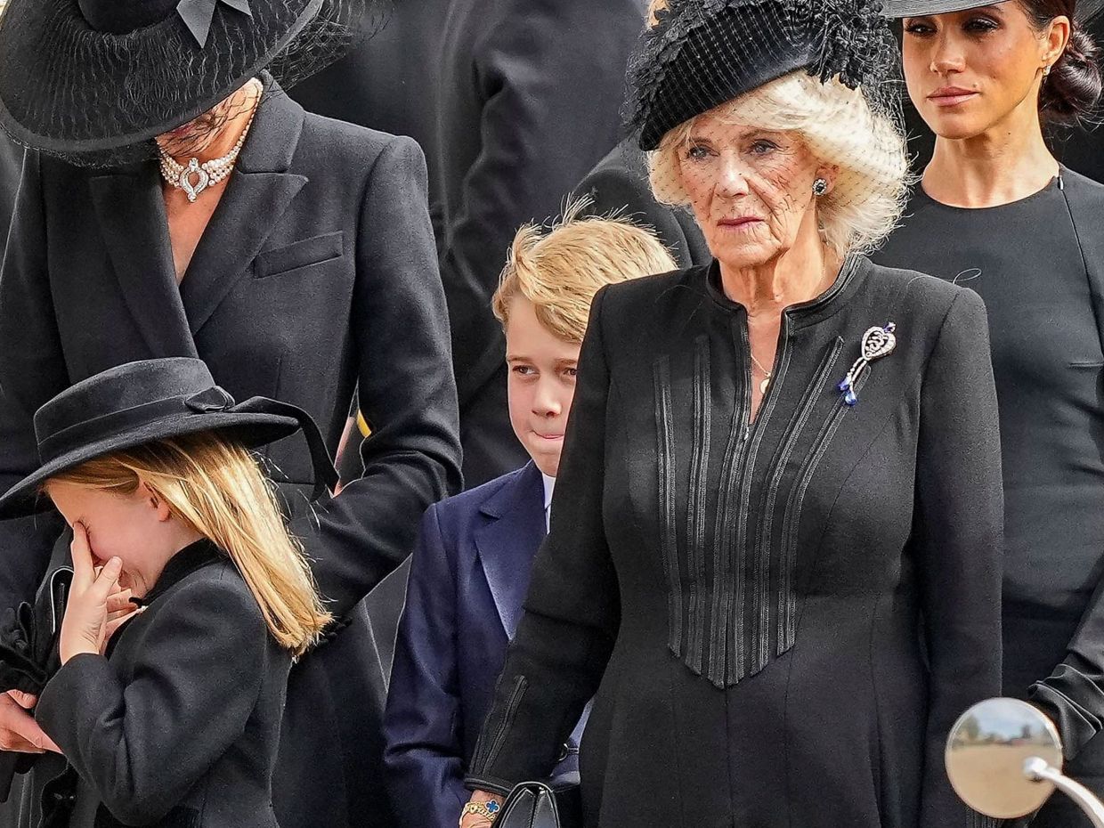 Γενεαλογικό δέντρο: Η Camilla είναι συγγενής με έναν από τους πιο γνωστούς ηθοποιούς του Hollywood