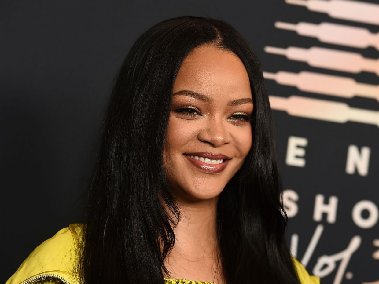 Super Bowl 2023: Η Rihanna θα εμφανιστεί στο ημίχρονο και το κοινό την αποθεώνει