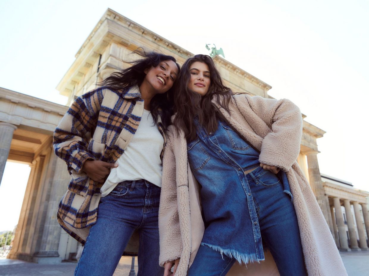 Η Funky Buddha γυρίζει την F/W 22 καμπάνια της στο Βερολίνο
