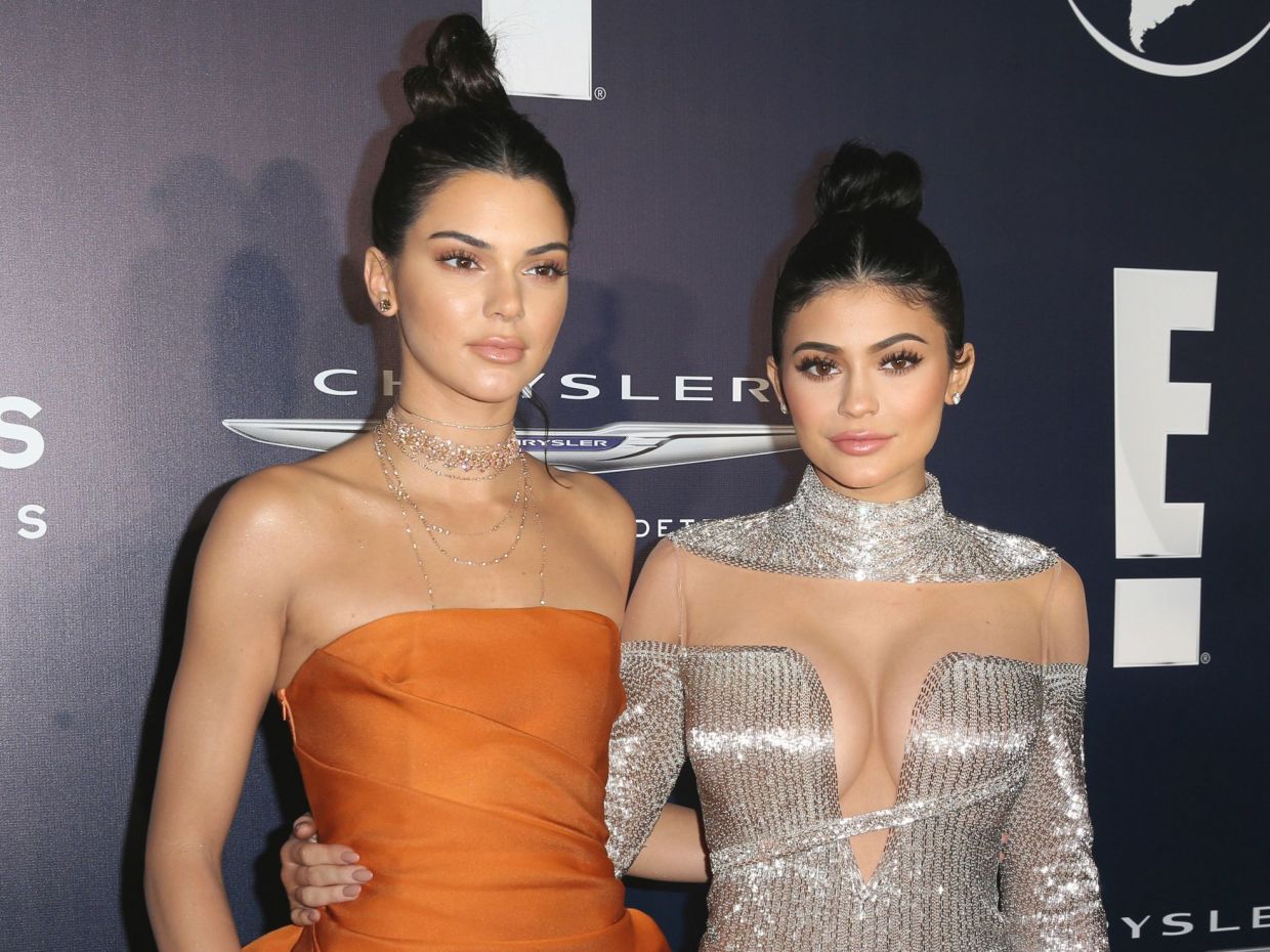 Οι αδερφές Jenner στα μαχαίρια; Η «εξαφάνιση» της Kylie στα γενέθλια της Kendall δημιουργεί απορίες