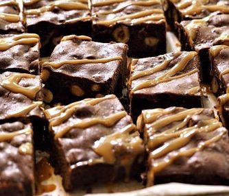 Το γλυκό που πρέπει να δομικάσεις σήμερα: Brownies με φουντούκι
