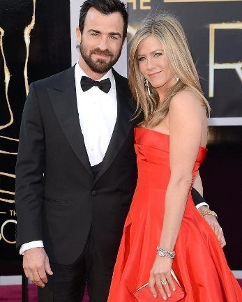 Jennifer Aniston-Justin Theroux: Αυτός είναι ο πραγματικός λόγος που αναβάλλεται ο γάμος τους!