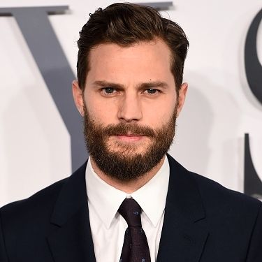 Stop the Press: Η νέα εμφάνιση του Jamie Dornan ίσως σε... διχάσει