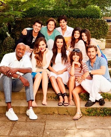 Οι Kardashians ηττήθηκαν: Ποια tv star τoυς ξεπέρασε σε απολαβές και χρήσθηκε ως η πιο ακριβοπληρωμένη;