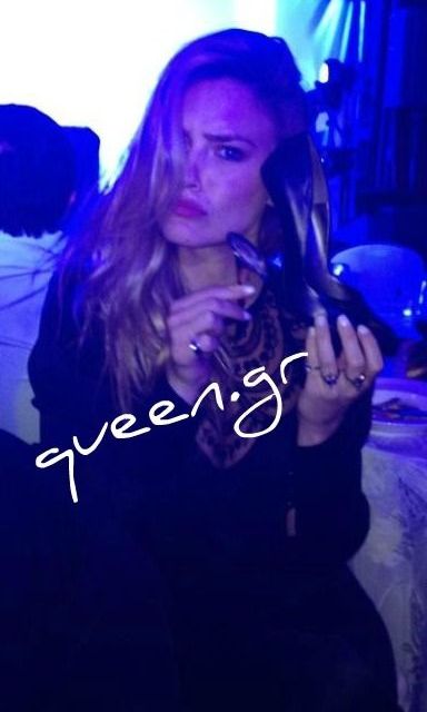Bar Rafaeli a Godess with a broken ..