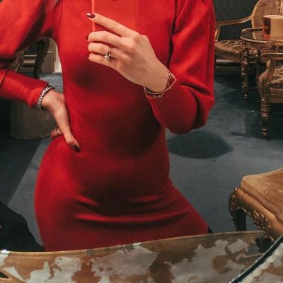 #18weekspregnant: Το πιο ωραίο κορίτσι της ελληνικής showbiz μας δείχνει την κοιλίτσα του
