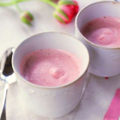 Γρήγορη και ελαφριά mousse φράουλας