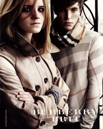 Γιατί η Burberry είναι η πιο επιτυχημένη εταιρεία στο digital marketing;