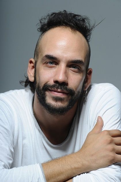 Ο Πάνος Μουζουράκης «ξανασταυρώνεται», εδώ στο Νότο