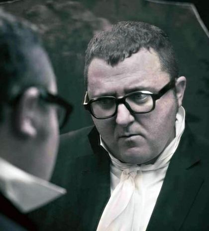 Alber Elbaz: Δεν κάνω ναρκωτικά γιατί θα τα λάτρευα