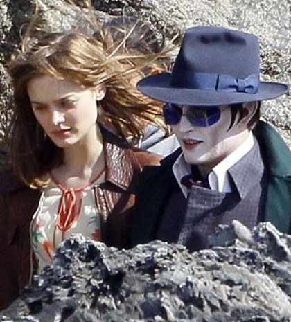 Ο Johnny Depp υπέκυψε στα βαμπίρ