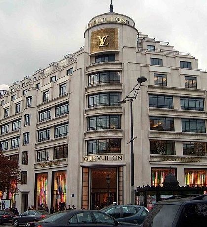 O οίκος Louis Vuitton στην κορυφή της πολυτέλειας
