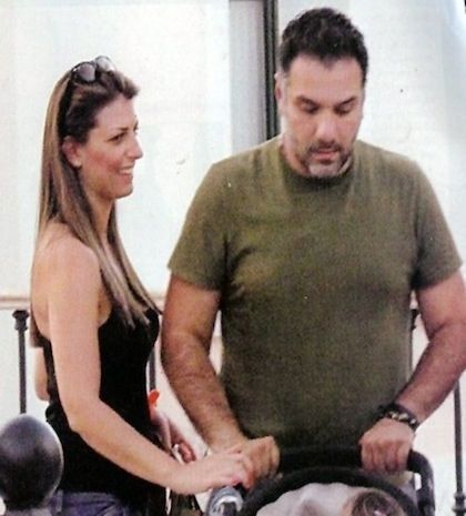 Στην Νάξο απολαμβάνει τον έρωτά του ο Γρηγόρης Αρναούτογλου!