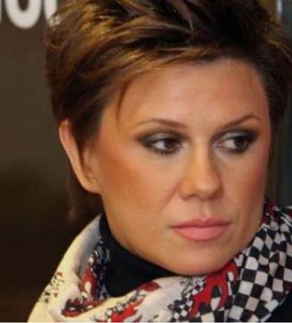 Κατερίνα Καραβάτου:Το περιφερόμενο δράμα της παρουσιάστριας