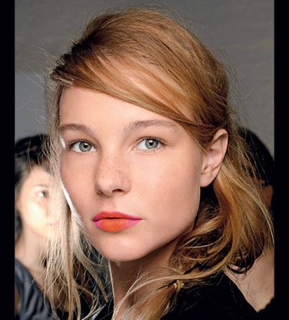 Two- tone lipstick: Θα το τολμήσετε;