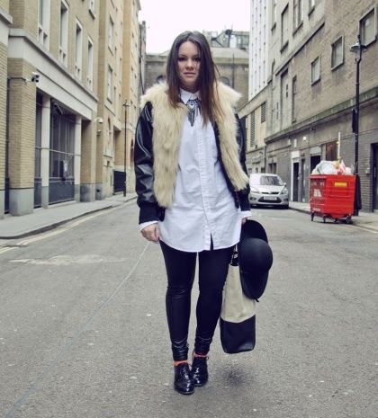 Η Έφη και το ανδρόγυνο chic look της