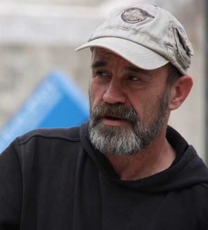 Ο άνεργος που ταΐζει 3.000 άπορους συμπολίτες του το μήνα