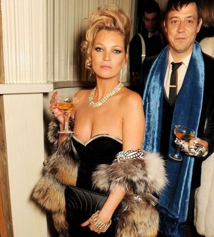 H Kate Moss είναι αλλήθωρη ή έχει αρχίσει και πάλι τις καταχρήσεις;