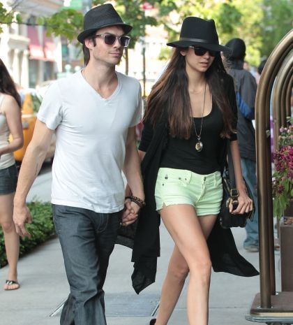 Nina Dobrev- Ian Somerhalder: Οι πρωταγωνιστές του Vampire Diaries δεν είναι πια ζευγάρι