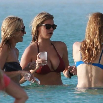 Δείτε την Cameron Diaz και την Kate Upton με τα μαγιό στη Χαβάη