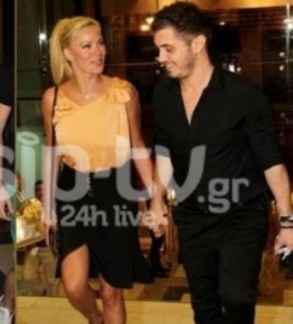 Τι και αν έχασε το Dancing, η Ζέτα χαμογελά στην αγκαλιά του Μιχάλη!