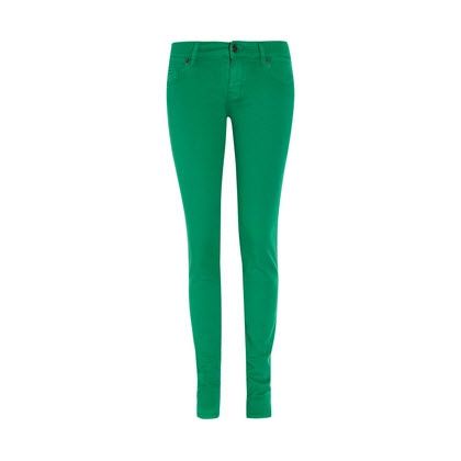 Το skinny jeans του καλοκαιριού