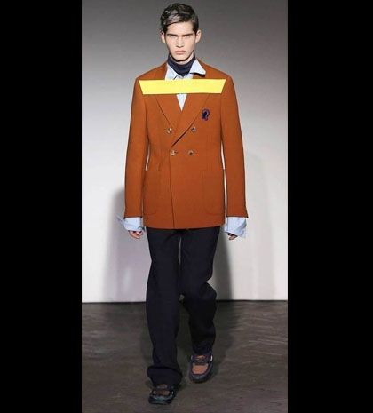 O Raf Simons συνεργάζεται με την Adidas