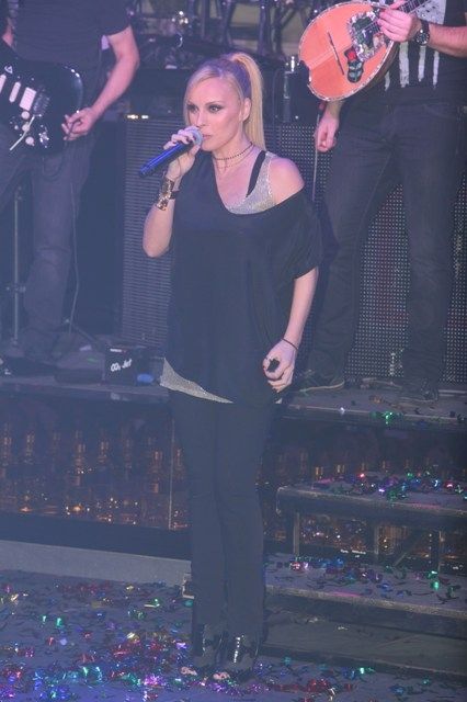 Πέγκυ Ζήνα On Stage: Μάθαμε τι φόρεσε