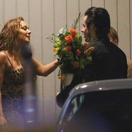 Άβολο: Oι δύο διάσημοι πρώην συναντήθηκαν τυχαία, και έχουμε τις φωτογραφίες