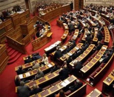 Στη Βουλή το προσχέδιο του προϋπολογισμού - Νέα μέτρα 3,7, δισ. ευρώ