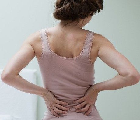 Πόνος στην πλάτη: 8 tips για να τον νικήσετε!